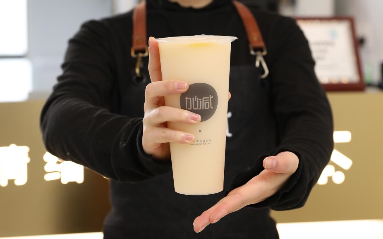 ag真人平台茶饮：选择奶茶加盟应该考虑品牌哪些实力